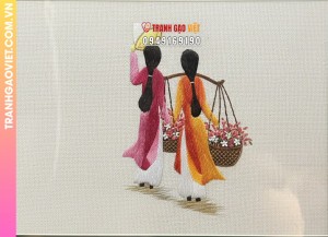 Tranh Thêu Cô Gái Gánh Hoa Nghệ Thuật Nhẹ Nhàng Đậm Chất Truyền Thống