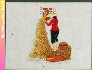 Tranh Thêu Cô Gái Sàng Gạo Ngày Mùa