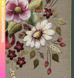 Tranh Thêu Cụm Hoa Phong Cách Cổ Điển