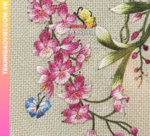 Tranh Thêu Nhành Lan Hồng Và Bướm Xuân Tinh Tế