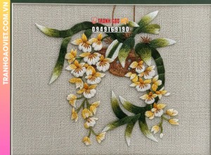 Tranh Thêu Nhành Lan Rừng Vàng Xuống Tinh Tế